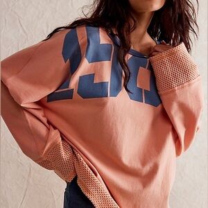 Free People We The Free Courtside Tee Tunic 1985 Peach Salmon combo M Medium NwT